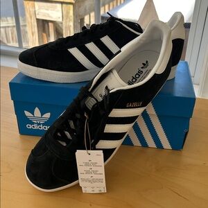 NEW Adidas Gazelle Suede Sneakers Size 11